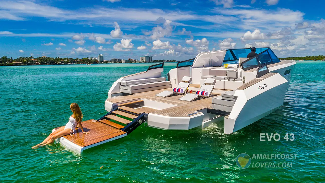 EVO 43 YACHT RENT NAPOLI