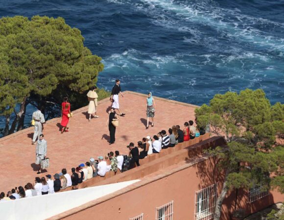 Jacquemus conquers Capri: The House parades between dream and reality