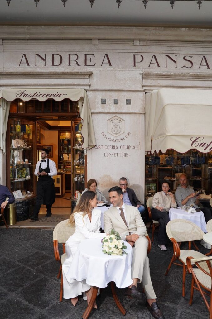 Esperienza alla Pasticceria Pansa ai tavoli storici di Amalfi